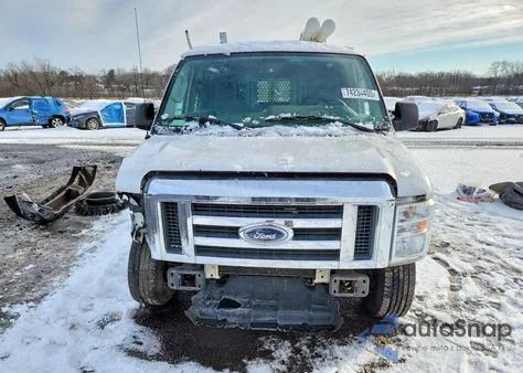 2013 Ford Econoline E250 Van z USA, uszkodzony, nr VIN 1FTNE2EW8DDA26182